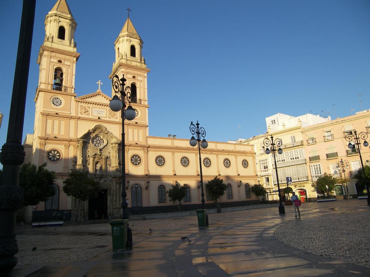 Apartamento Loft Del Arte Cádiz Exterior foto